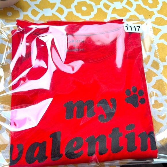 Torrid Red Dog Lover Crew Neck Roll Sleeve T-Shirt Size 3 or 3X - Picture 12 of 13